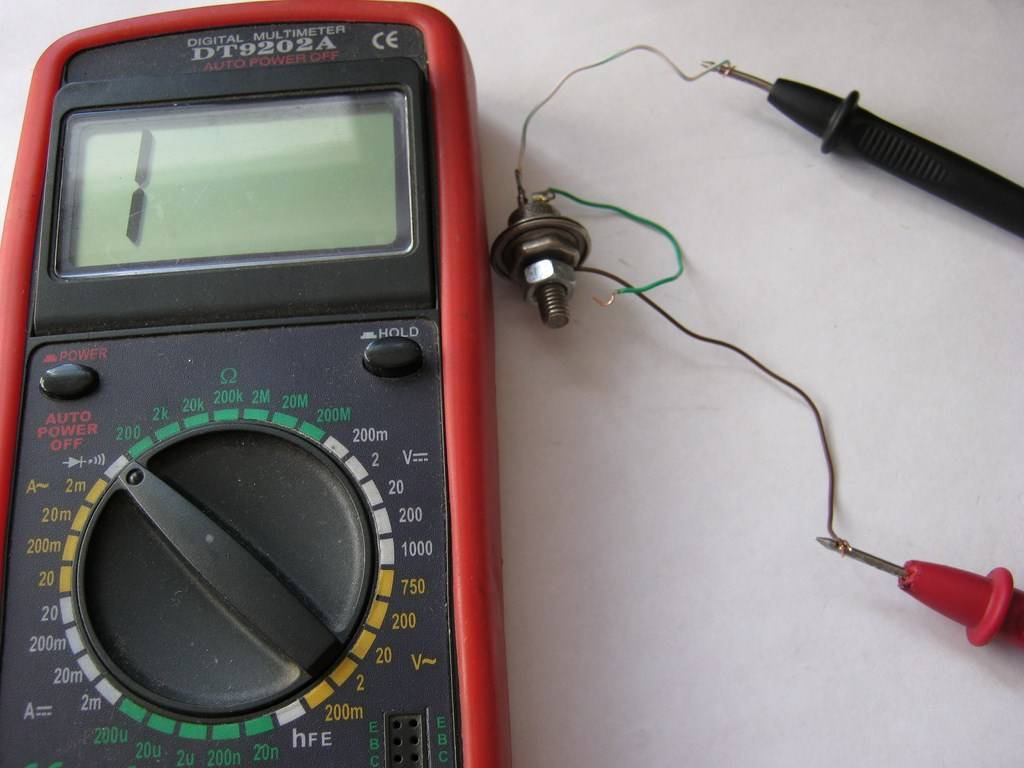 Тиристор принцип работы