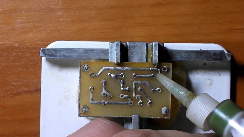 схема регулятора мощности на симисторе