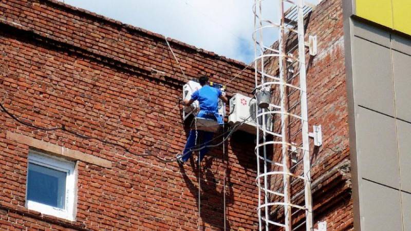 установка кондиционера своими руками в квартиру