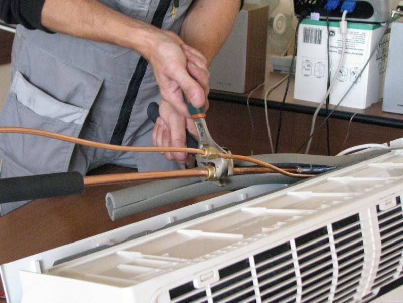 установка кондиционера своими руками в квартиру